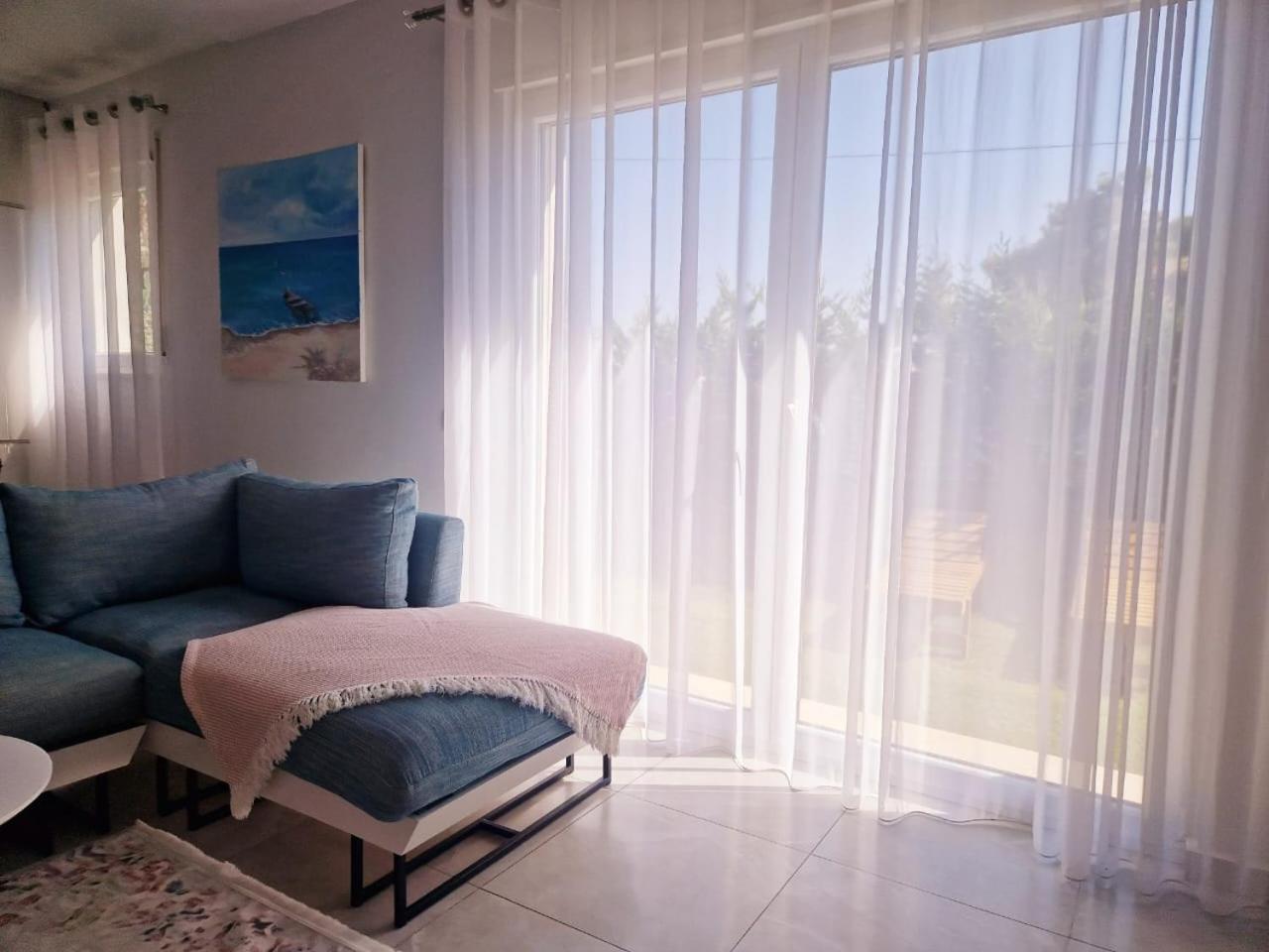 Villa Holidays To Remember-sea Lovers *